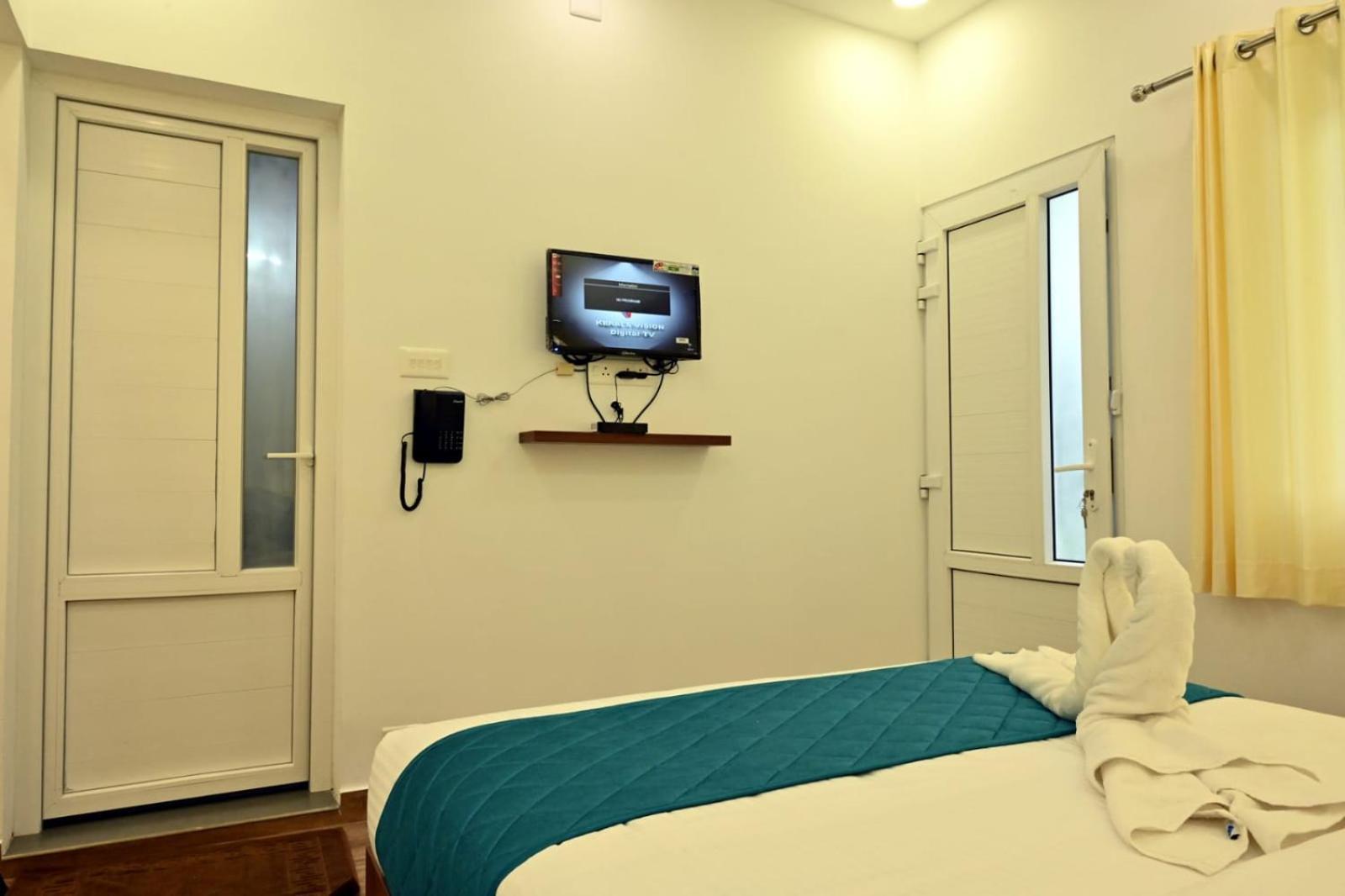 Misty Range Resorts Maraiyūr Esterno foto